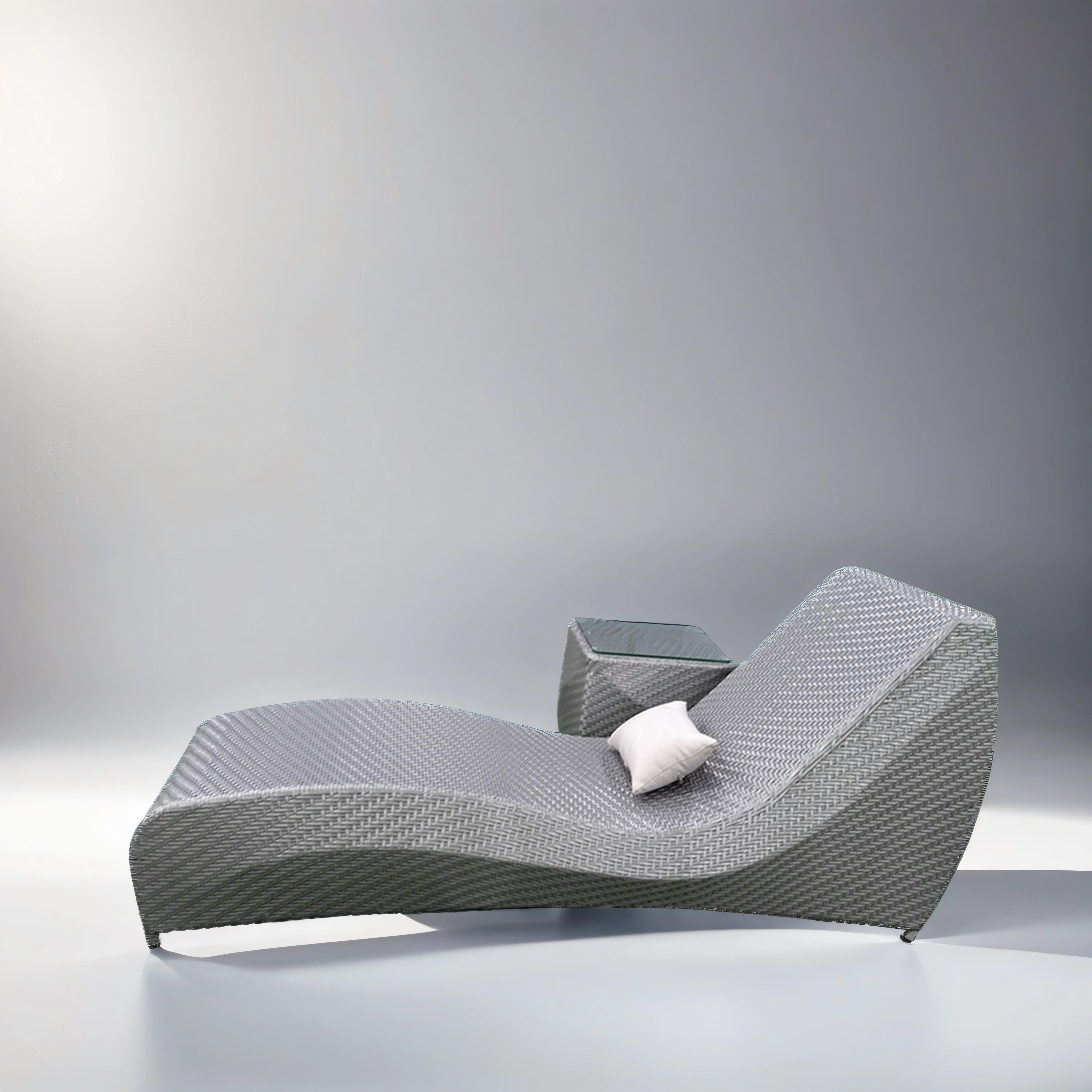 Rattan Sunbed with table