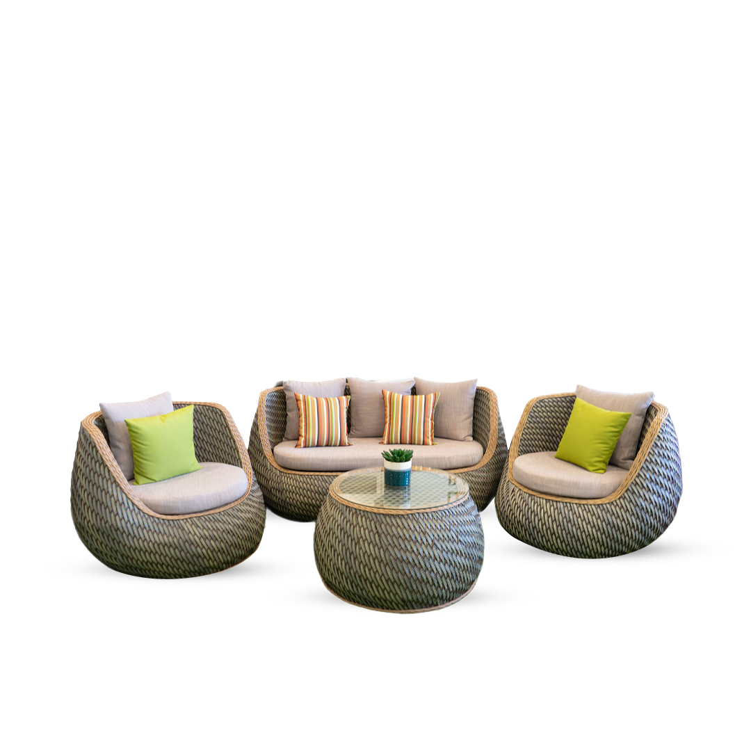 Brown lounge set with cusions